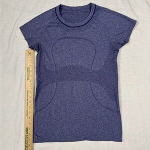 lululemon athletica Heathered Purple Short Sleeve Tee